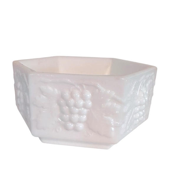 Vintage Imperial Glass Milk Glass Dish - White Dish with Grape Leaf pattern - Picture 1 of 8